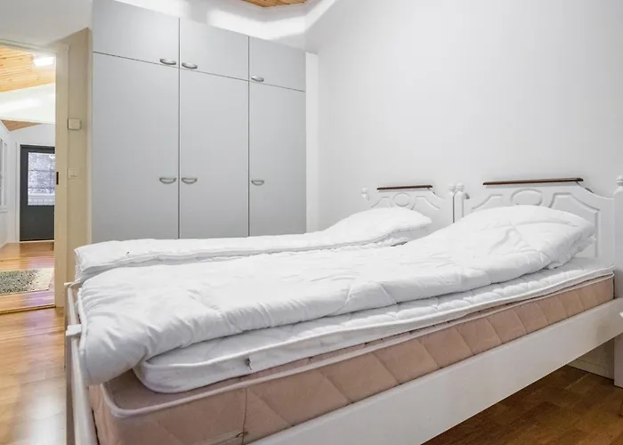 Kuuttivilla By Interhome 펜션 Villala